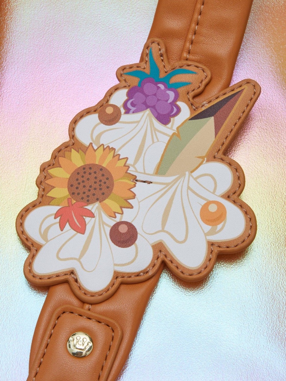 Disney loungefly Pocahontas cake mini backpack - Picture 5 of 8